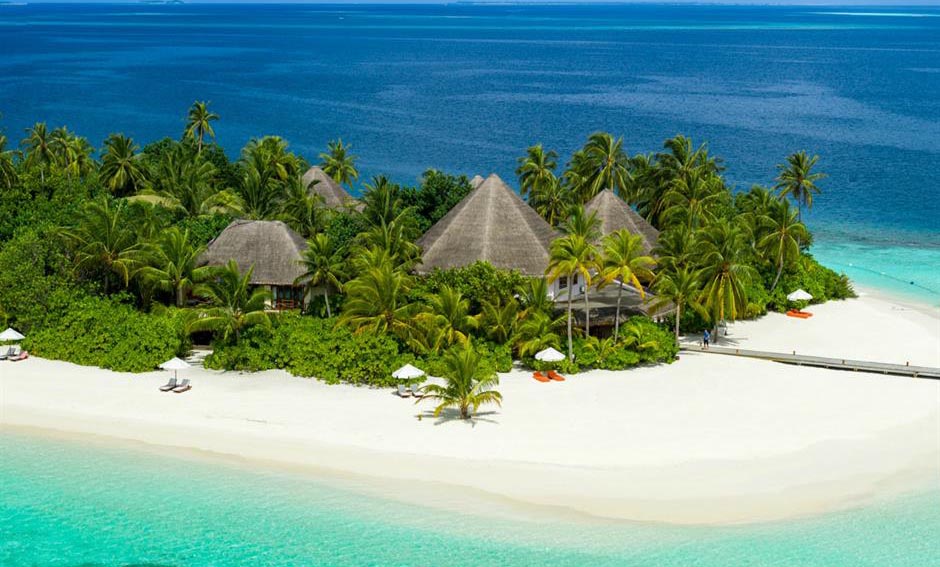 เหนือกว่าแค่ก๊อกน้ำ: เครื่องกำเนิดน้ำจากบรรยากาศกำลังแตะน้ำจากท้องฟ้าเพื่อน้ำบริสุทธิ์และยั่งยืนได้อย่างไร